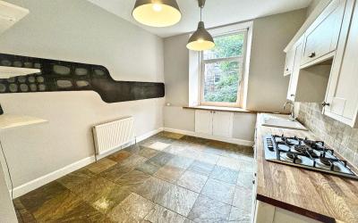 Gallery 02